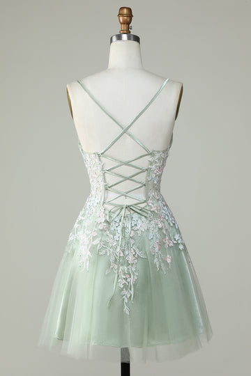 Dusty Sage Spaghetti Straps Homecoming Dress con Criss Cross Back